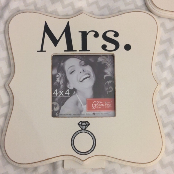 Frame - Picture 1 of 4